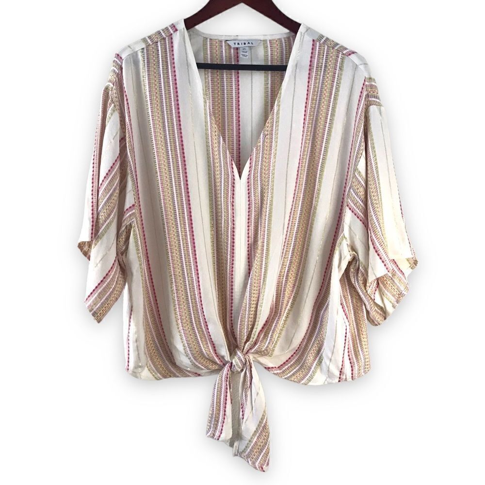 ‎Tribal v-neck front tie blouse size L